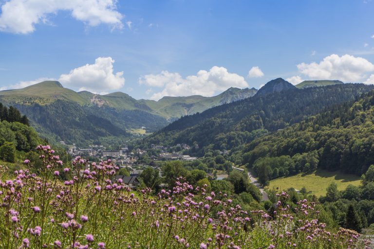 La commune du Mont-Dore au pied du Puy de Sancy en Auvergne